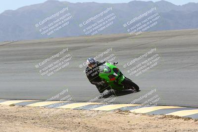 media/Apr-10-2022-SoCal Trackdays (Sun) [[f104b12566]]/Bowl (11am)/